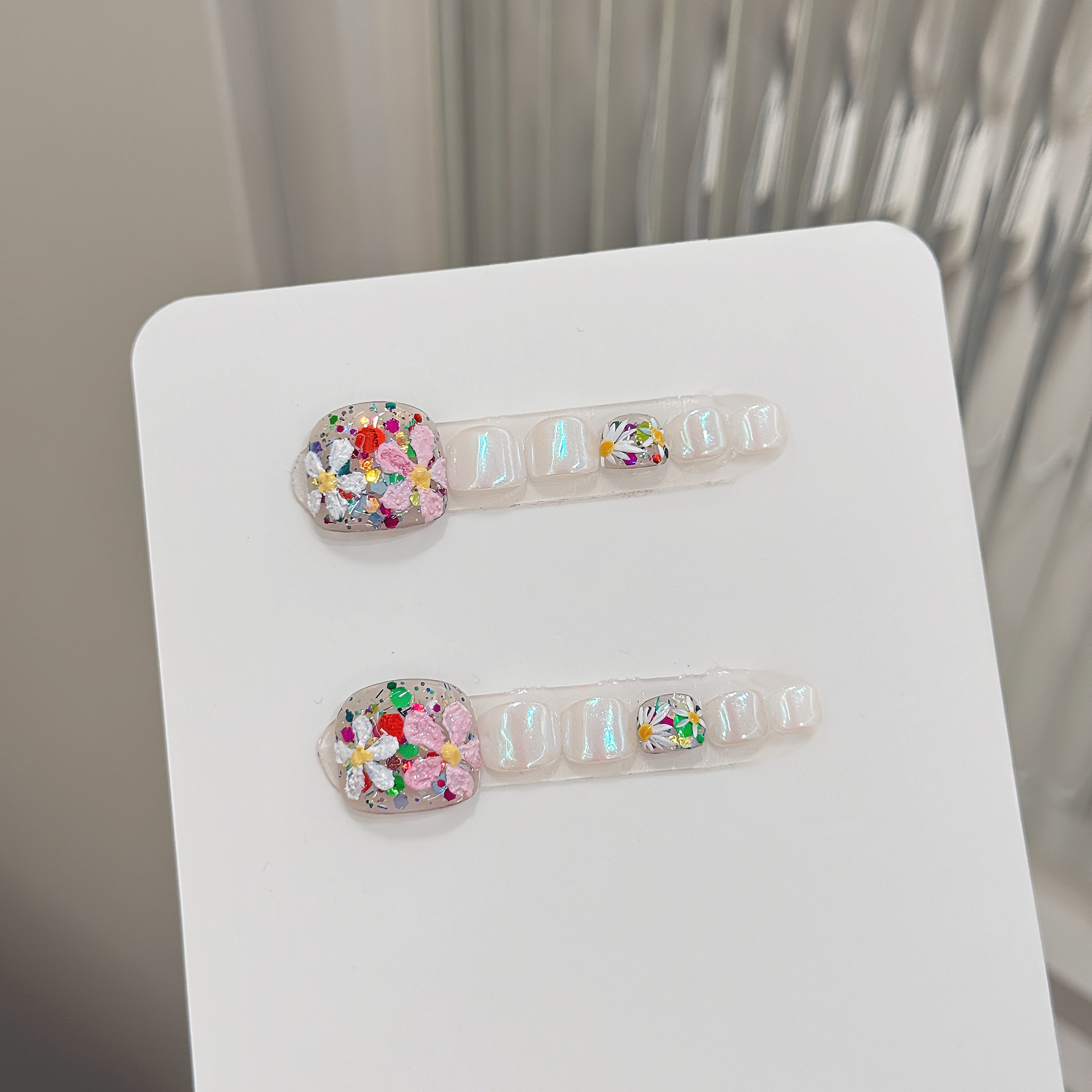Nail Art Gliter - 12 Buah Kuku Kaki Tekan Buatan
