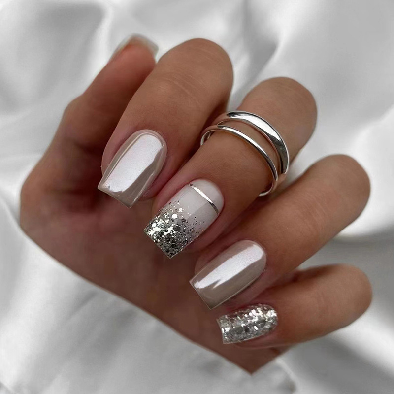 Kuku palsu pendek persegi untu - Nail Art Gliter ulasan dan harga